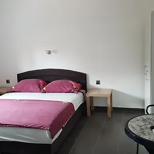 Apartment Star With Pool, Biograd Na Moru